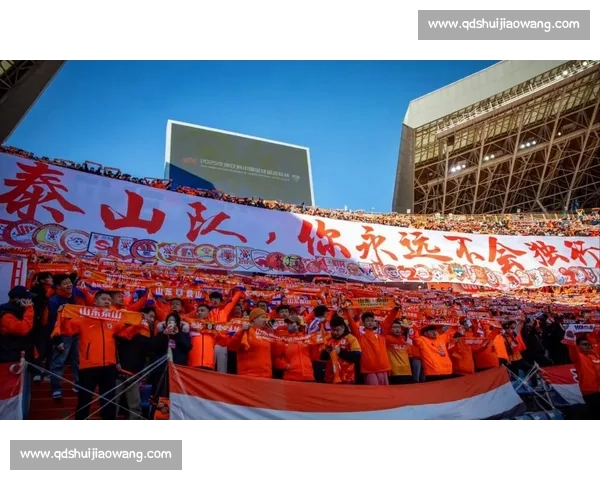 鲁能泰山鏖战上海申花 谁能在中超赛场夺取关键胜利